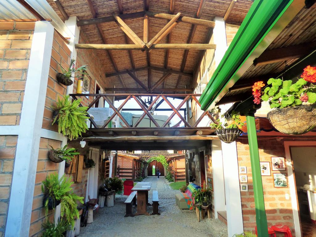 Hotel Kantarrana Urbana Jardín Rum bild
