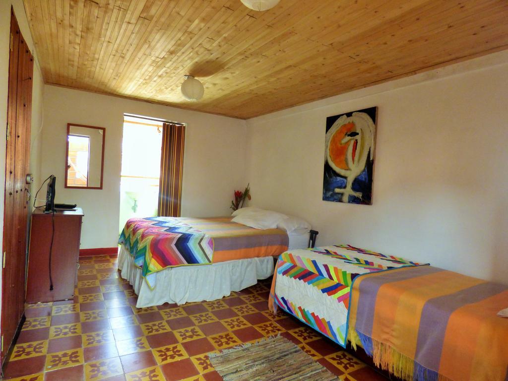 Hotel Kantarrana Urbana Jardín Rum bild